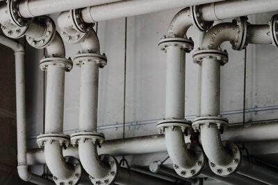 6 Commercial Plumber Services to Keep Your Business Flowing